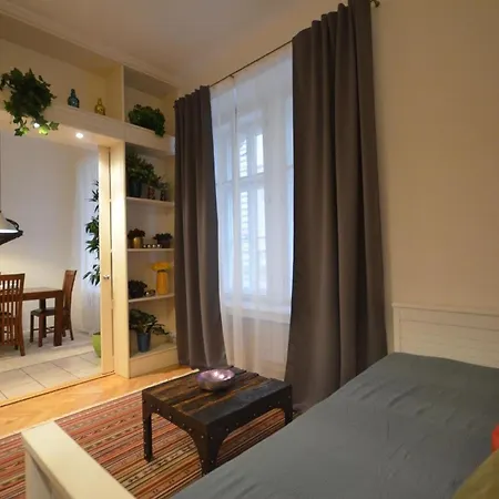 Grand Luxury - Sammlung Hastalska Apartament *