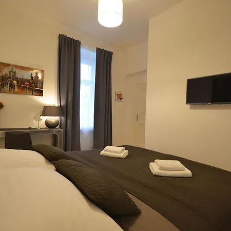 Appartement Grand Luxury - Sammlung Hastalska Praag